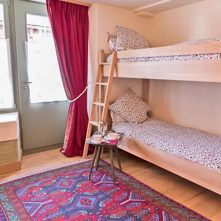 Chesa Platz - Apartmán Bever
