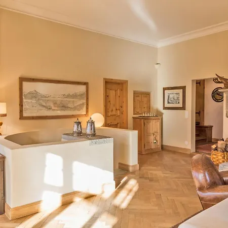 Chesa Platz - Apartmán Bever