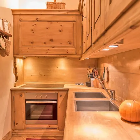 Apartmán Chesa Platz - *